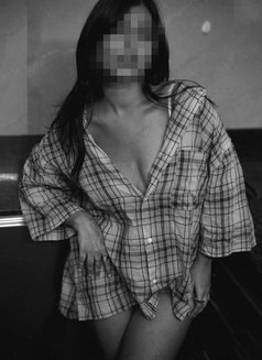 Yashi Babe - puta in Colombo Photo 7 of 7