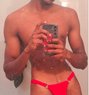 Yashi S - Male escort in Colombo Photo 1 of 4