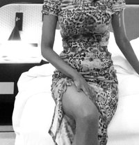 Yashi - escort in Colombo