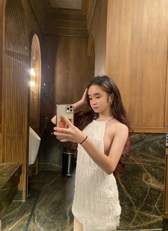 Yashi Vy - escort in Makati City Photo 3 of 8