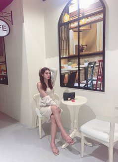 Yashie Fox - Acompañantes transexual in Manila Photo 3 of 4