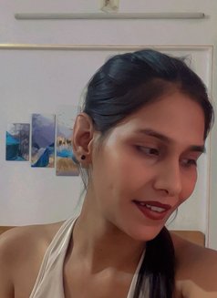 Yashika - Transsexual escort in Ahmedabad Photo 13 of 16