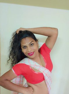 Yashika - Acompañantes transexual in Chennai Photo 4 of 4