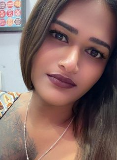 Yashika - Transsexual escort in New Delhi Photo 1 of 1