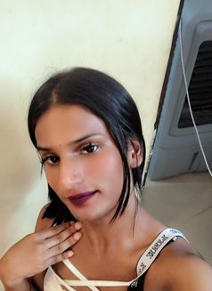 Yashika - Acompañantes transexual in New Delhi Photo 2 of 6