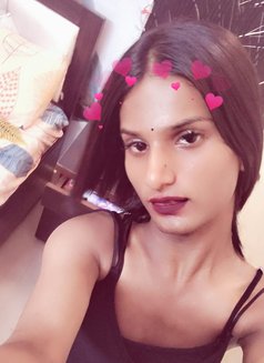 Yashika - Acompañantes transexual in New Delhi Photo 5 of 6