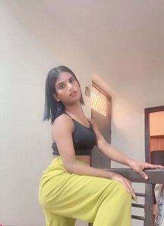 Yashika - Acompañantes transexual in New Delhi Photo 2 of 12