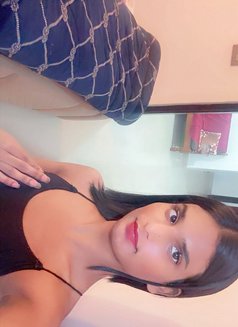 Yashika - Acompañantes transexual in New Delhi Photo 6 of 12
