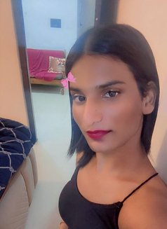 Yashika - Acompañantes transexual in New Delhi Photo 8 of 12
