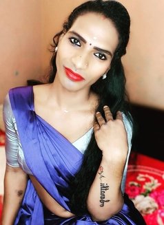 Yashika Trans - Transsexual escort in Chennai Photo 1 of 1