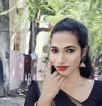 Yashika Trans - Transsexual escort in Chennai Photo 1 of 3