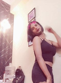 Yashikasahh - Transsexual escort in New Delhi Photo 8 of 9