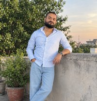 Yashu - Acompañantes masculino in New Delhi