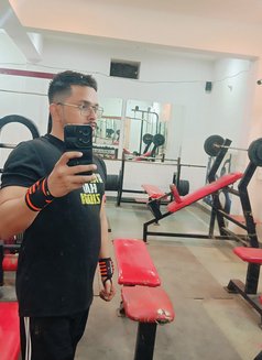 Yashvir Shah - Male escort in Jaipur Photo 6 of 7