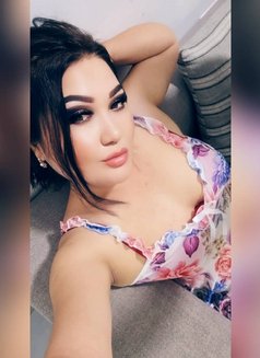 Yasmin Azerbaijan 🇦🇿 - puta in Muscat Photo 2 of 7