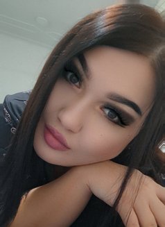 Yasmin Azerbaijan 🇦🇿 - puta in Muscat Photo 7 of 10