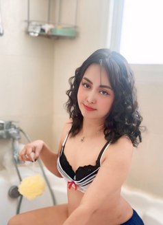 Yasmin Babe - escort in Şalālah Photo 4 of 4