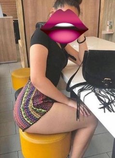 YASMİN(Body slide nuru orgasm massage) - puta in Nairobi Photo 2 of 2