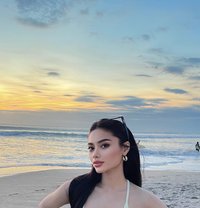 Yasmin - puta in Bali