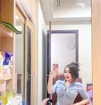 Yasmin - escort in Surabaya