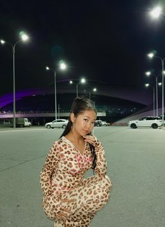 Yasmin - escort in Bangkok Photo 6 of 9