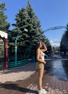 Yasmin - escort in Bangkok Photo 7 of 9