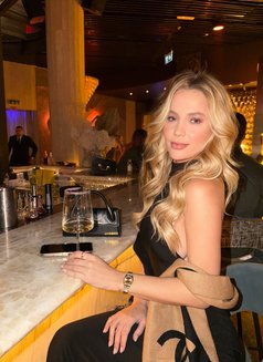 Yasmin - escort in Dubai Photo 9 of 22