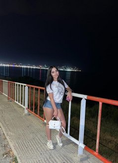 Yasmin Queen - escort in Kuwait Photo 2 of 10