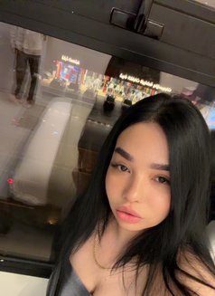 Yasmin - escort in Riyadh Photo 5 of 6