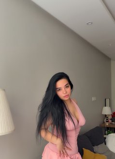 Yasmin 🇷🇺 I can speak Arabic - puta in Riyadh Photo 2 of 12