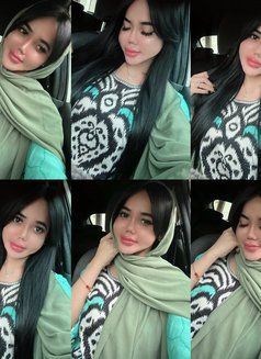 Yasmin Shemale top bottom curve luxury - Transsexual companion in Jakarta Photo 29 of 29