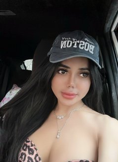 Yasmin Shemale top bottom curve luxury - Transsexual companion in Jakarta Photo 30 of 30