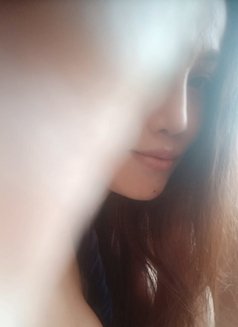 Yasmin Small Lady - escort in Al Manama Photo 1 of 5