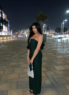 Yasmina Bellami Your Sexy Arab Doll 🇾🇪 - Transsexual escort in Dubai Photo 8 of 8