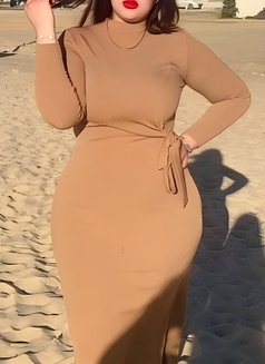 Yasmina - escort in Cairo Photo 6 of 6