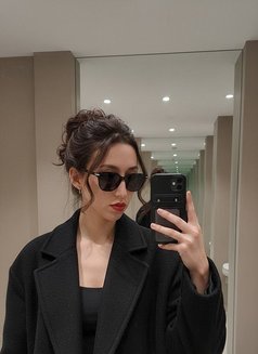 Yasmina - puta in Hong Kong Photo 3 of 4