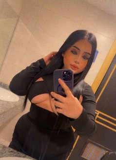 Yasmine Chubby VIP - Transsexual escort in Riyadh Photo 10 of 10