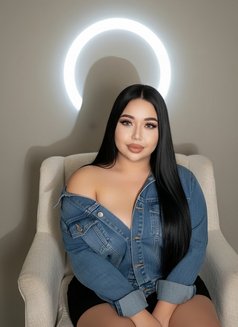 Yasmine Chubby VIP - Transsexual escort in Riyadh Photo 9 of 12