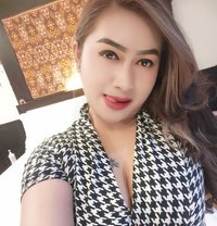Yasmine - escort in Bali