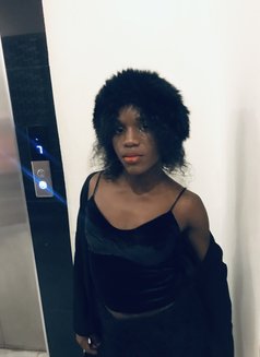 Yasmine - Transsexual escort in Nairobi Photo 2 of 2