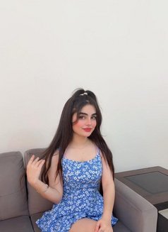 Yasna - escort in Muscat Photo 5 of 6