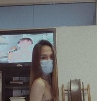 Yassi 69 - Agencia de acompañantes transexuales in Manila