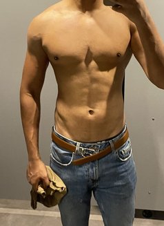 Yassin - Acompañantes masculino in Rabat Photo 1 of 1