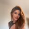 Yaya Kisskiss Thai Ts - Transsexual escort in London Photo 4 of 9