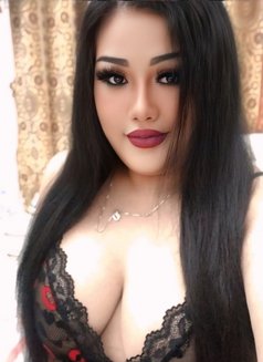 Yaya - escort in Şalālah Photo 3 of 4