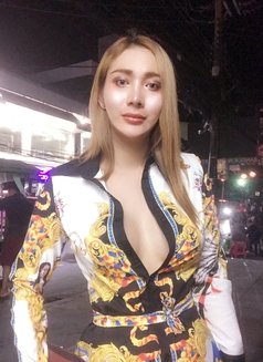 Yaya - Transsexual escort in Bangkok Photo 10 of 17