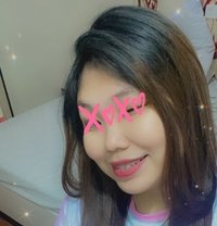 Yayii Sy - puta in Manila