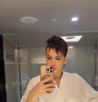 يزن - Male escort in Riyadh
