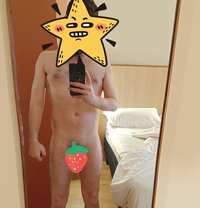 ‬‏Yazan is for married couples, men, wom - Acompañantes masculino in Dubai