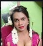 Yazhini Chennai Top Shemale Here - Acompañantes transexual in Chennai Photo 1 of 2